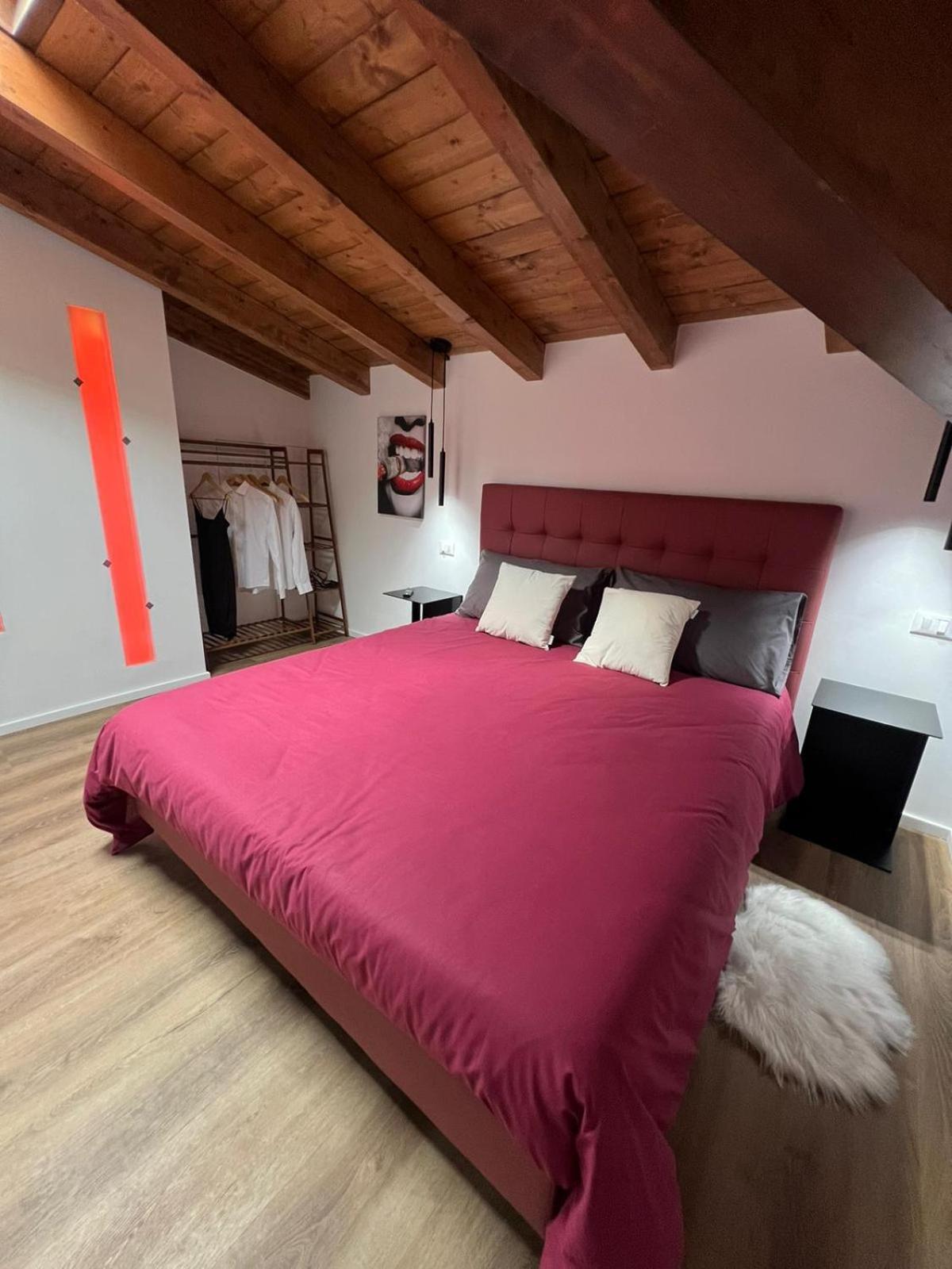 Abitare Il Tempo-Elegante E Moderno-Ad 1 Bus Da Roma Apartment Velletri Bagian luar foto