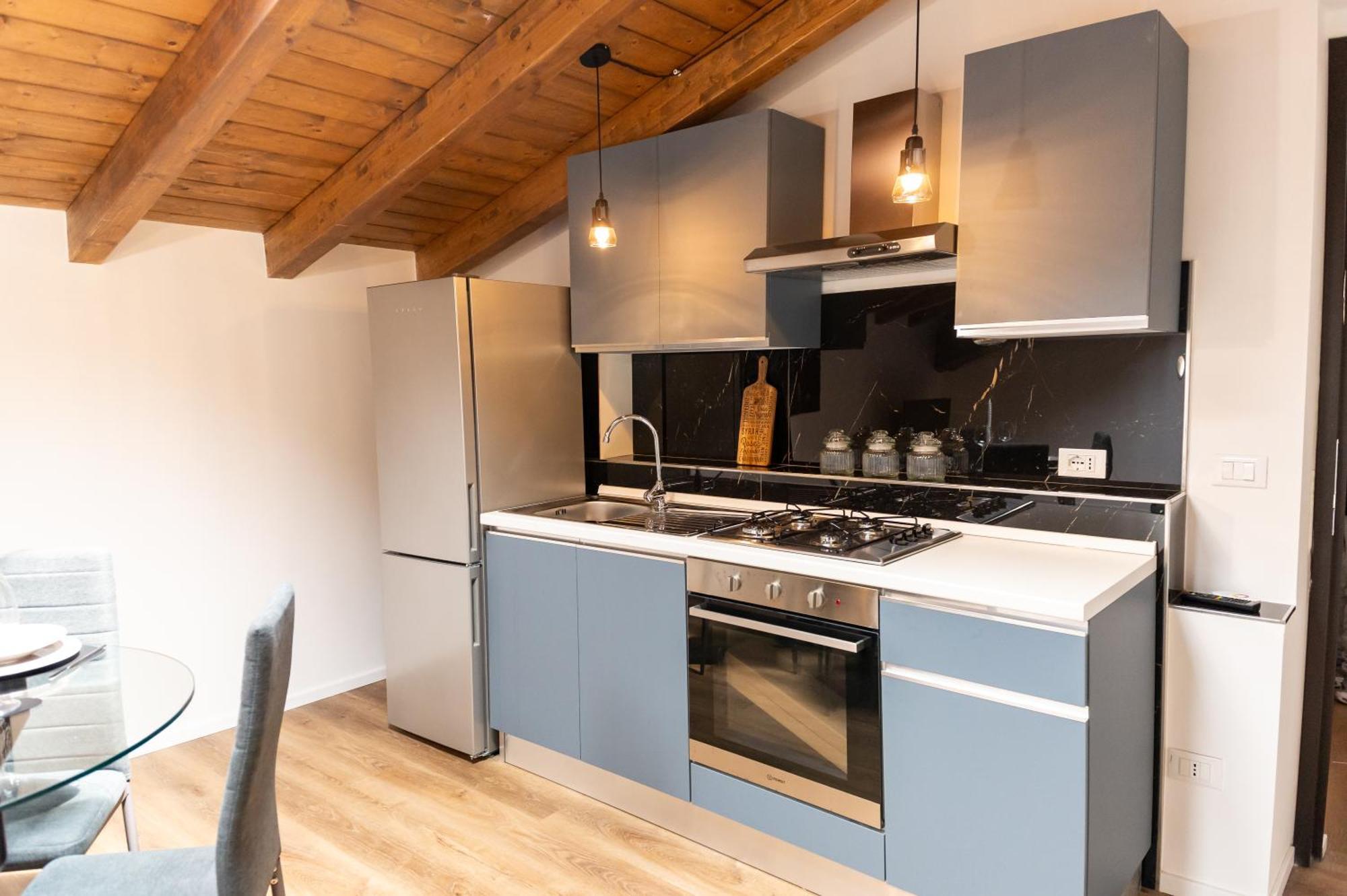 Abitare Il Tempo-Elegante E Moderno-Ad 1 Bus Da Roma Apartment Velletri Bagian luar foto